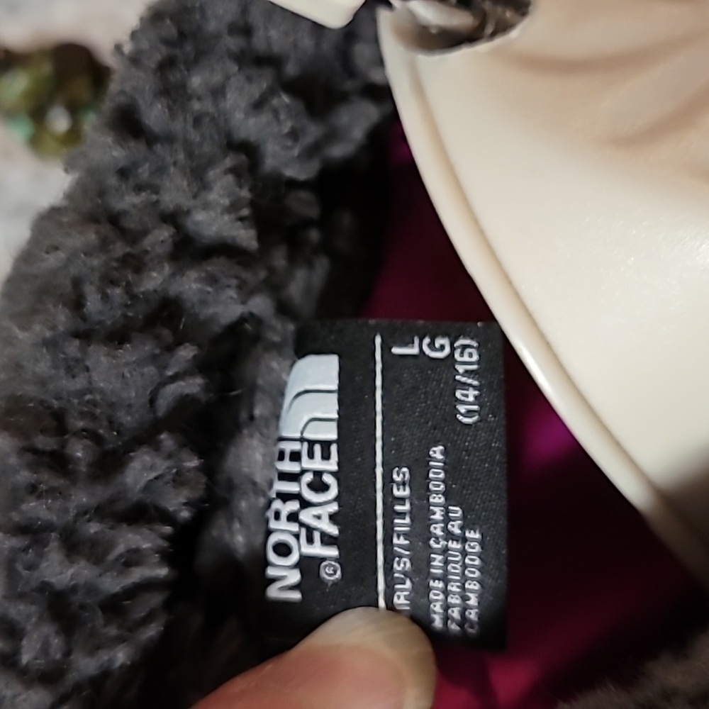 The North Face Fleece Jacket - Picture 5 of 8
